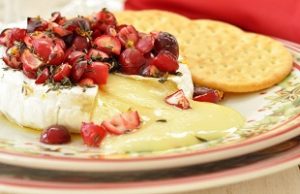 Baked Brie with cranberries