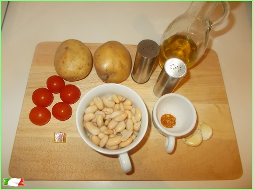 Beans and potatoes ingredients