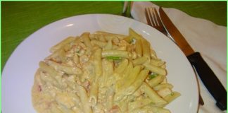 penne-vodka-and-salmon-plate