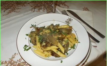 penne with artichokes plate
