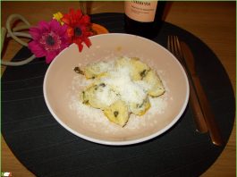 Tortellini spinach and ricotta dish
