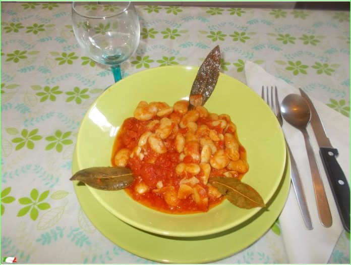UCCELLETTO BEANS dish